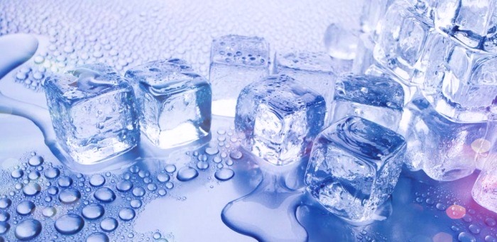 Льдогенератор кубикового льда